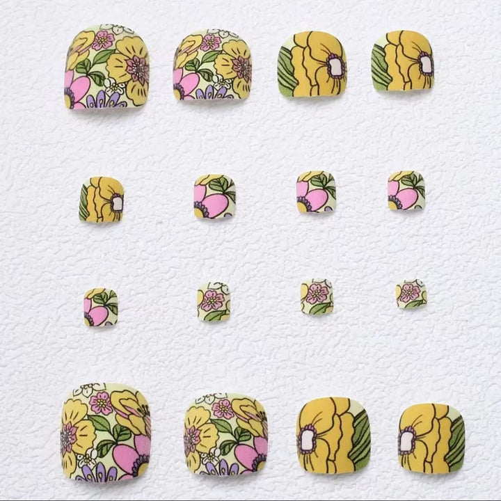Artificial Nail Set with Colorful Flower Design Bowlift