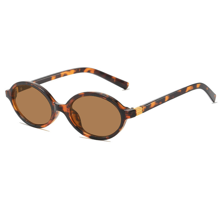 Vintage-Inspired Oval Frame Eyeglasses Bowlift