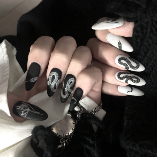 Creative nail art with snake design Bowlift