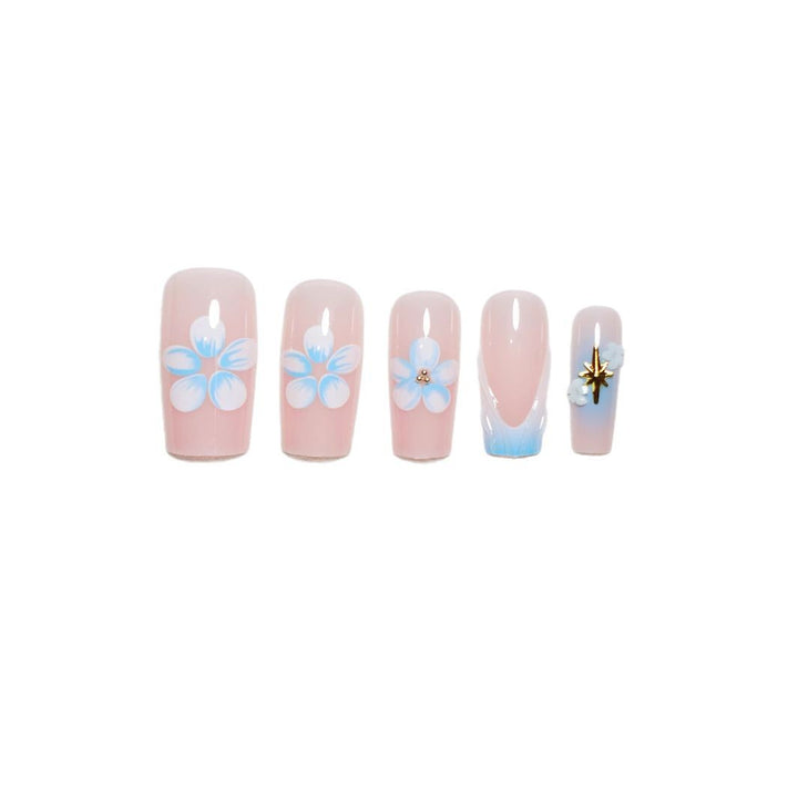 Floral-Embellished Nail Art Extensions Bowlift