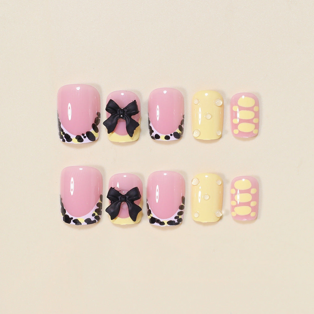 Creative Decorative Press-On Nail Set Bowlift