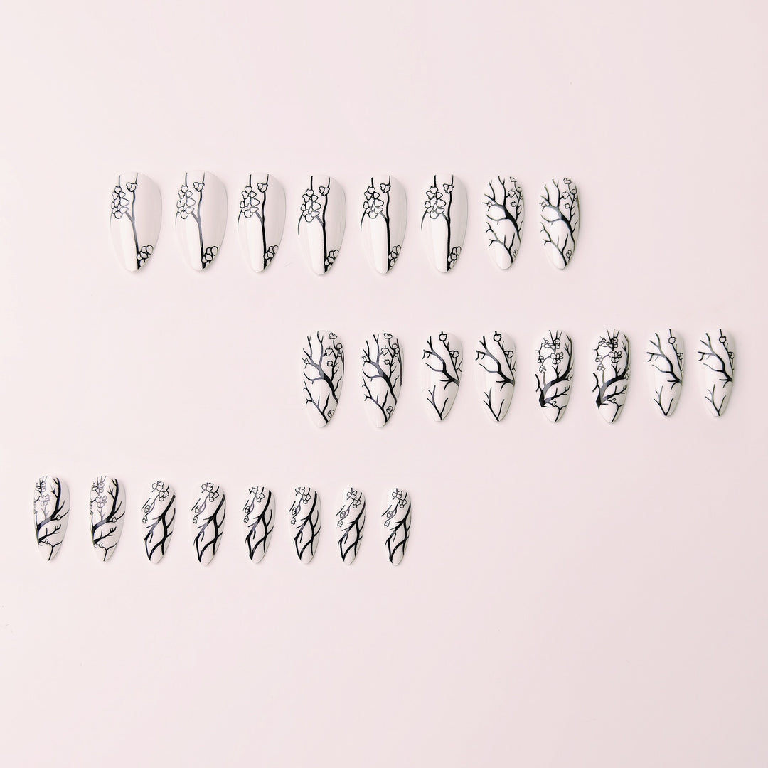 Artificial nails with elegant floral design Bowlift