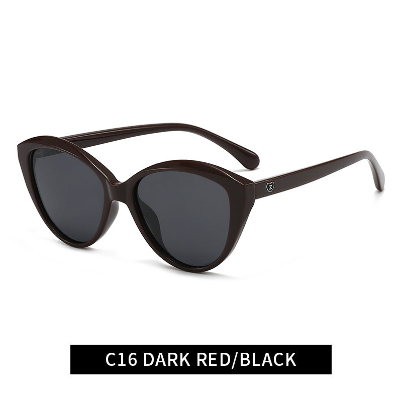 Ladies Cat-Eye Sunglasses with fashionable and sturdy frame Bowlift