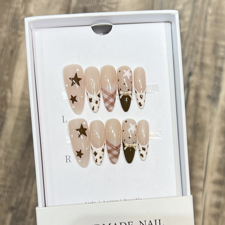 Artistic Press-On Nail Set Bowlift
