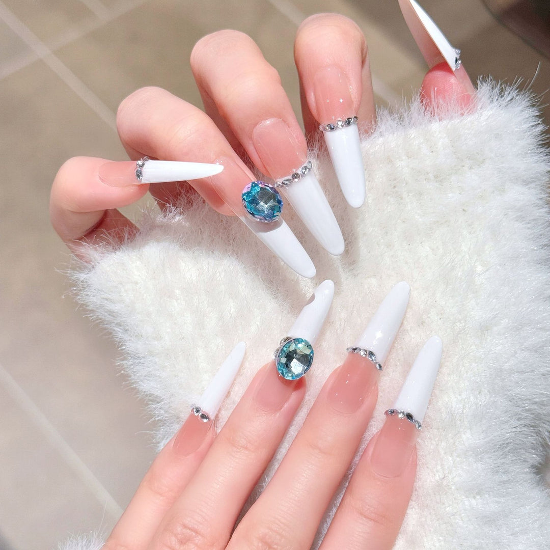 Luxury Rhinestone-Accented Stiletto Press-On Nail Art Bowlift