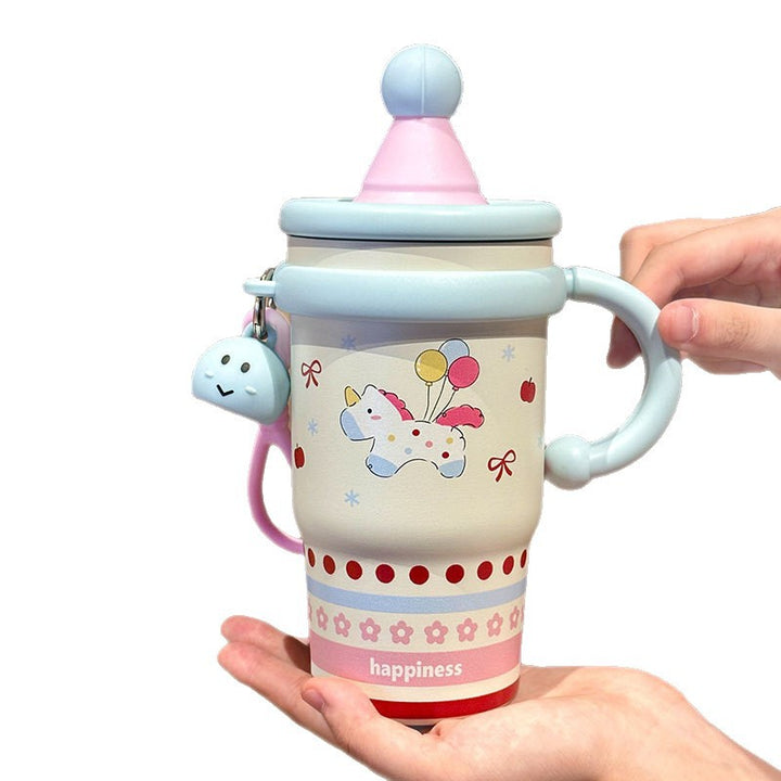 Women's playful drinking cups with integrated silicone lid Bowlift