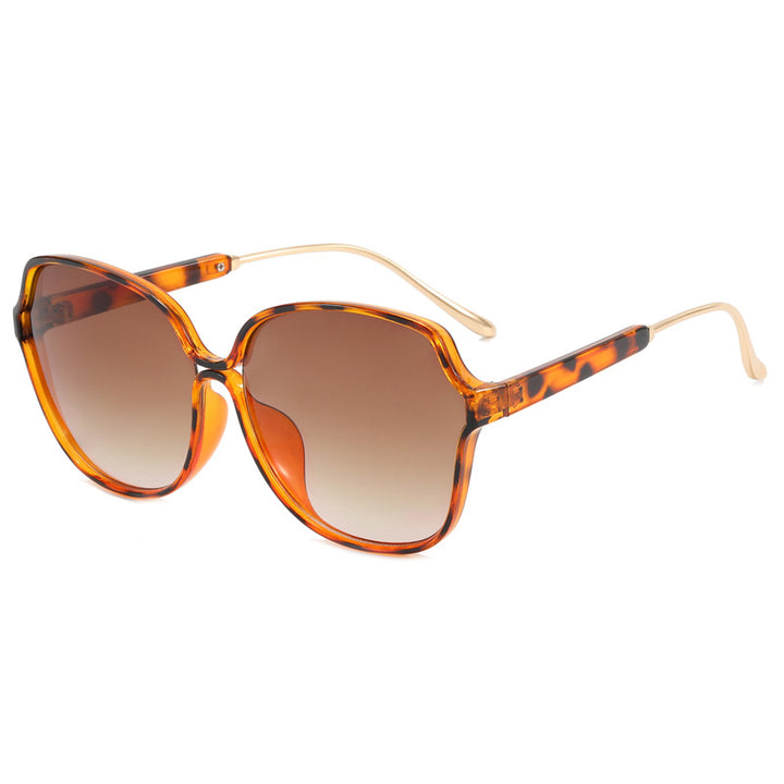 Women's sunglasses in elegant oversized design Bowlift