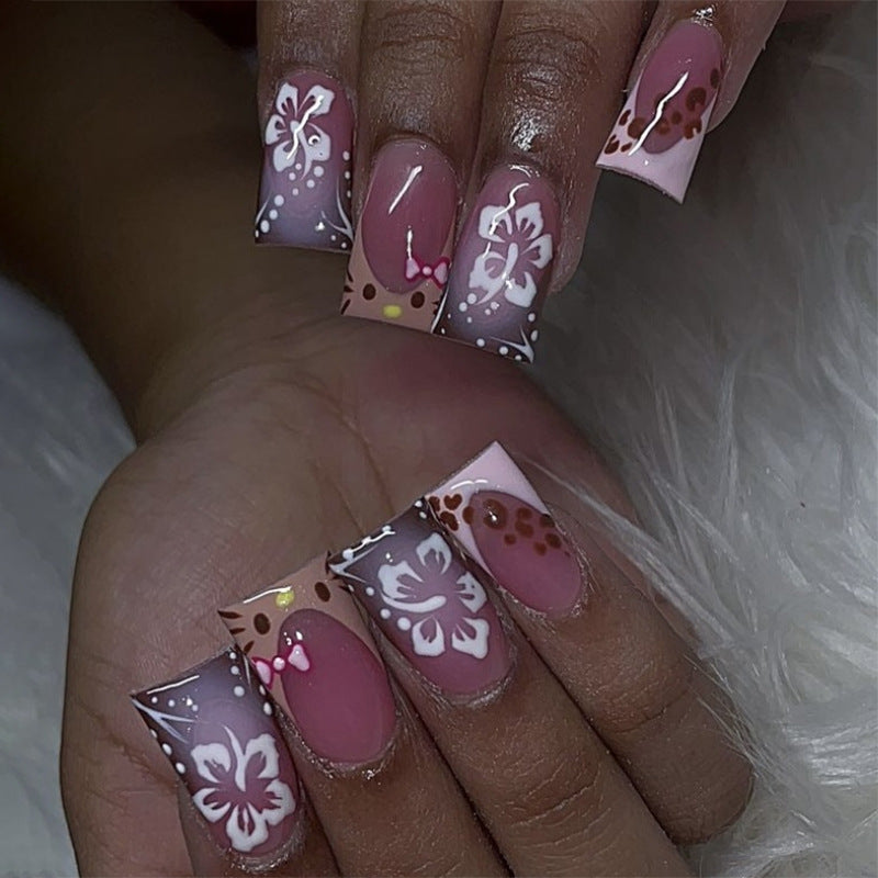 Artistic nail designs with floral accents Bowlift 1789124010