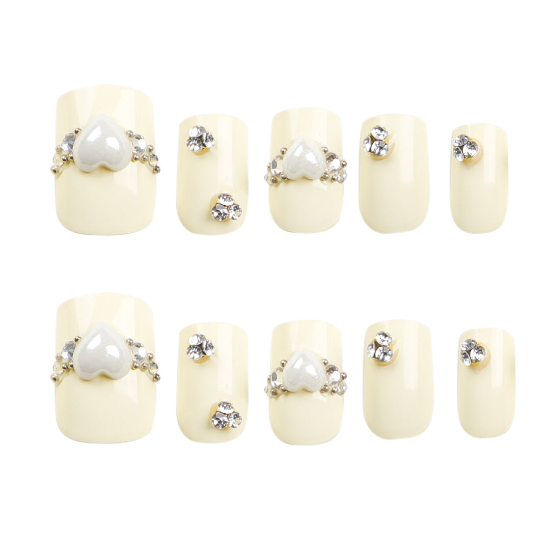 Artistic Nail Extensions with Elegant Decorative Details Bowlift