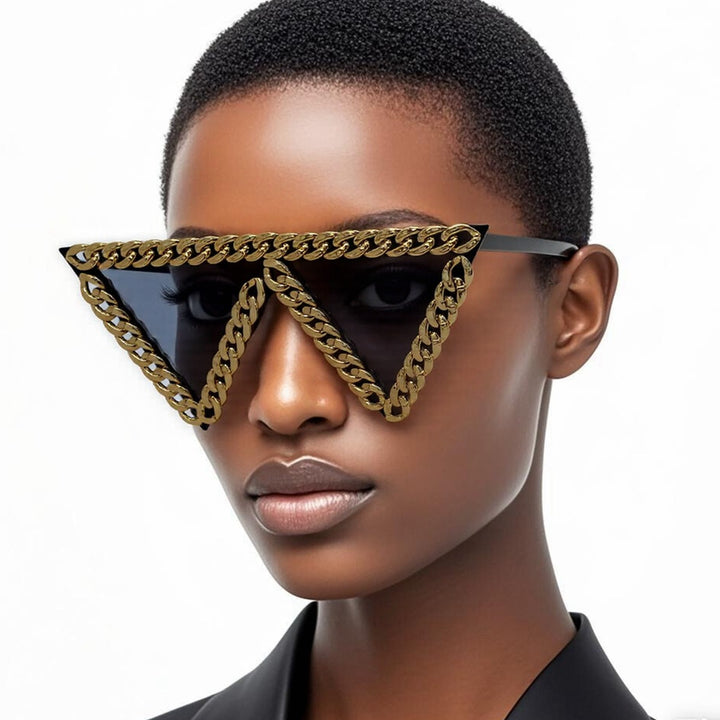 Women's trendy sunglasses with striking chain frame Bowlift