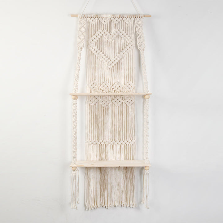 Macrame shelf with heart design Bowlift