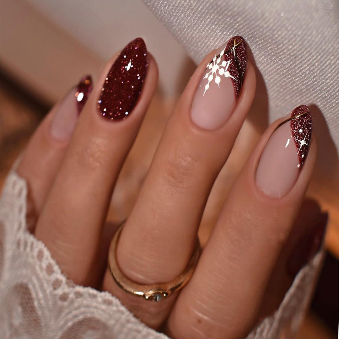 Glamorous Press-On Nail Set with Glitter Accent and Almond Shape Bowlift