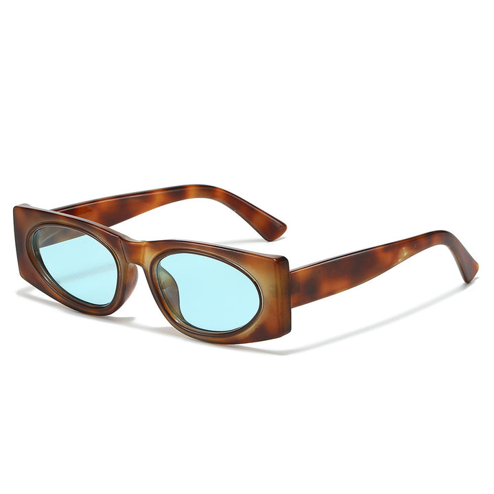 Retro-Inspired Wide-Frame Sunglasses Bowlift
