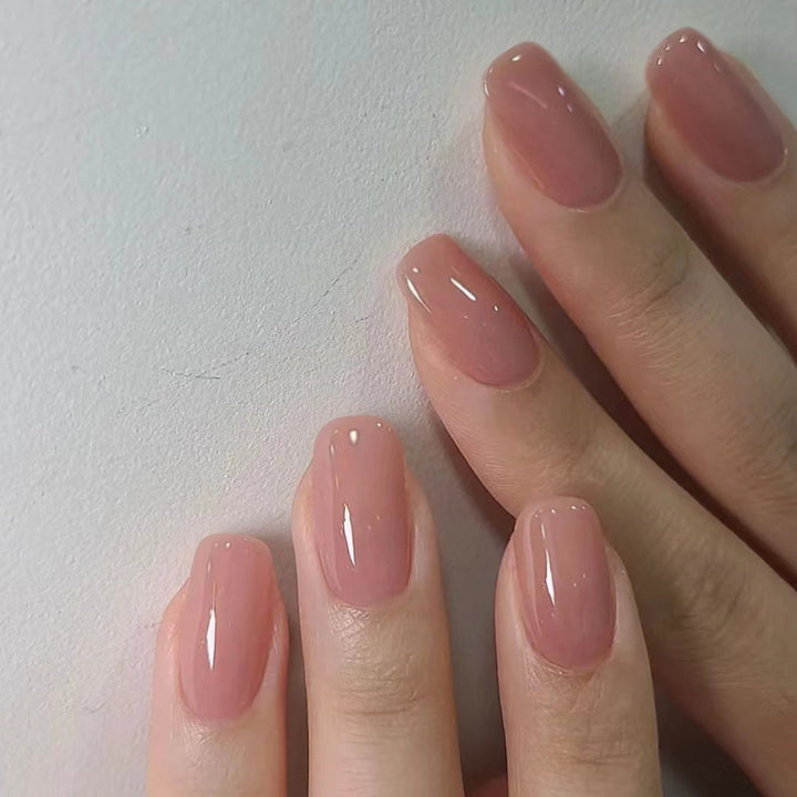 Stylish Press-On Nail Set with Shimmering Finish Bowlift