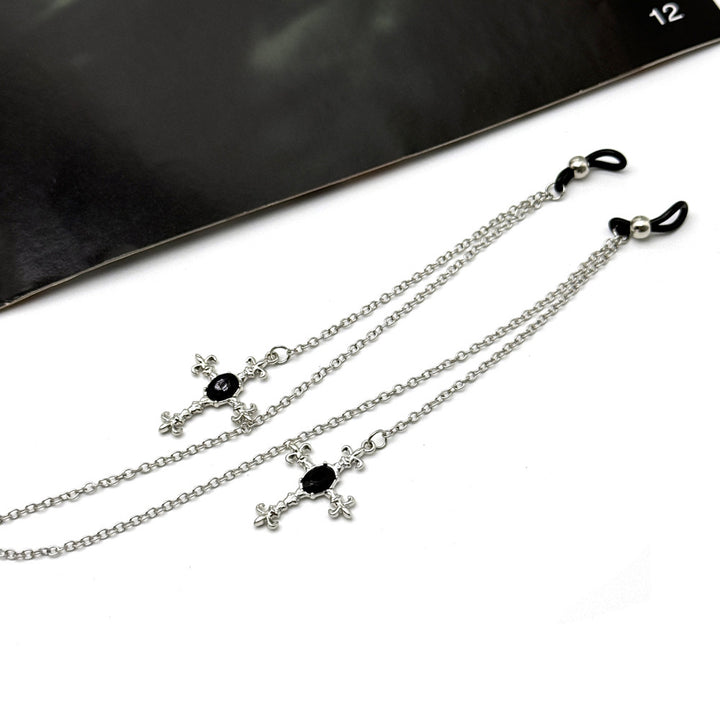 Ornate Skull Pendant Eyewear Chain Bowlift