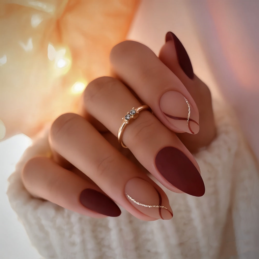 Artistic Heart-Embellished Press-On Nails Bowlift
