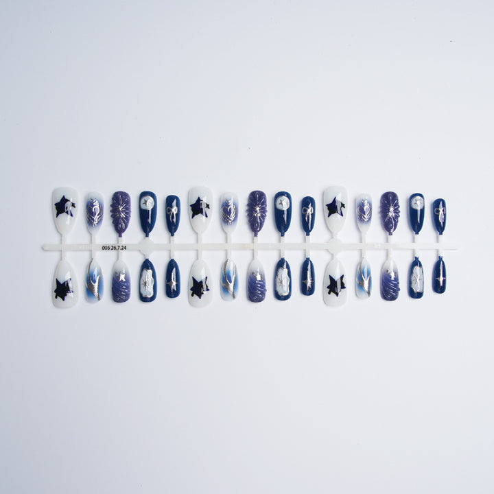 Acrylic nail set with stylish designs Bowlift
