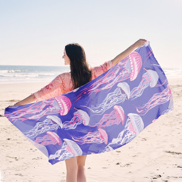 Beach towel with creative jellyfish pattern made of lightweight fabric Bowlift