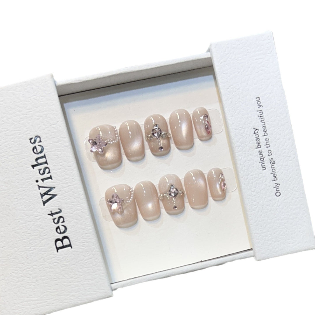 Elegant Press-On Nail Set with Floral Accents Bowlift