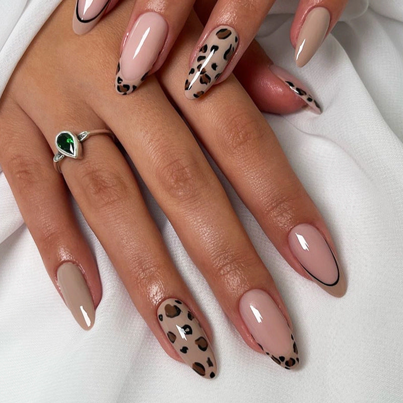 Decorative Leopard Print Press-On Nails Bowlift
