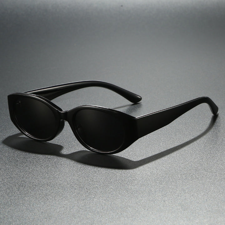 Women’s fashionable sunglasses with curved design and elegant shape Bowlift