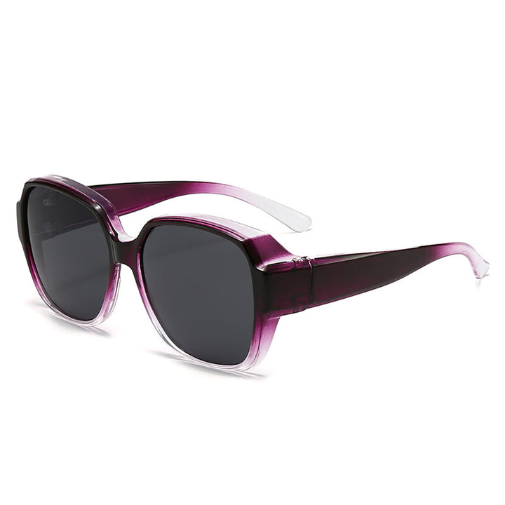Vintage-Inspired Oversized Square Sunglasses
