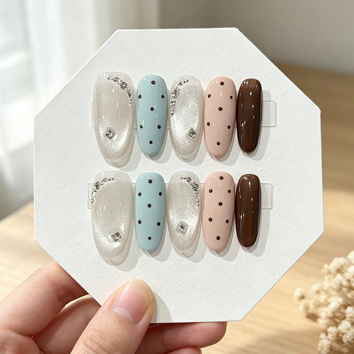 Luxury Decorative Press-On Nail Set Bowlift