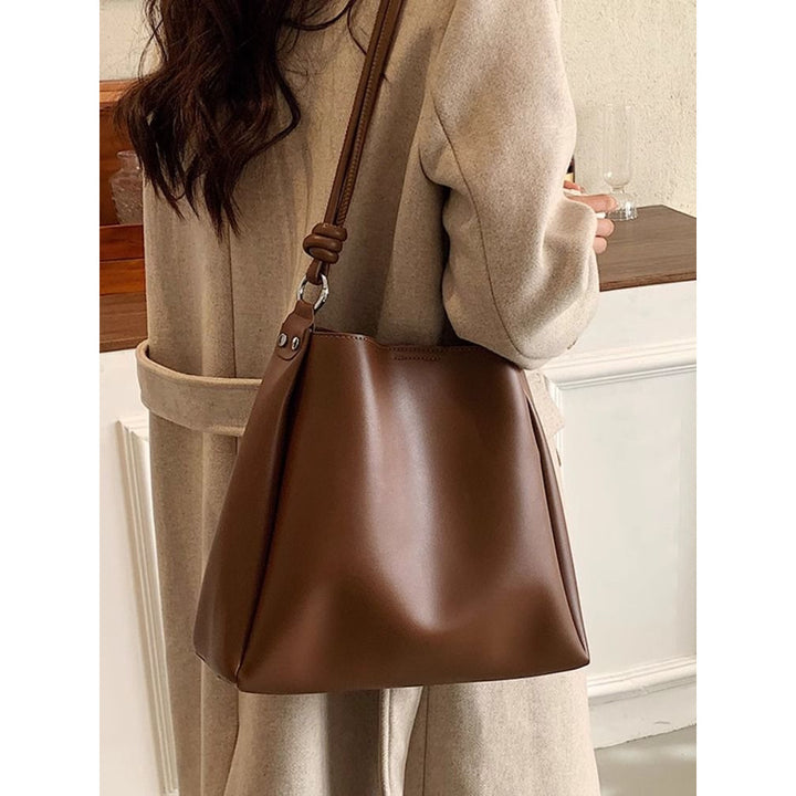 Premium Leather Slouchy Tote Bowlift