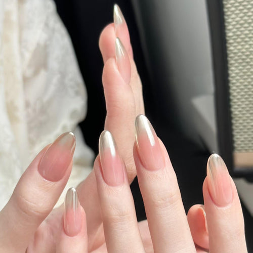 Exquisite Nail Extensions with Elegant Gradient and Glossy Tips Bowlift