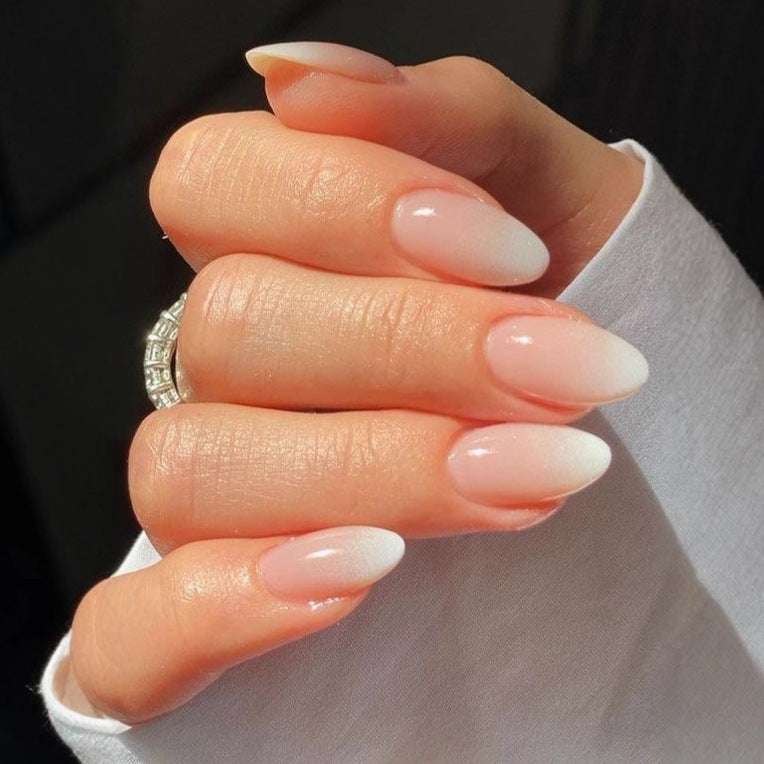 Elegant French Manicure Artificial Nails Bowlift
