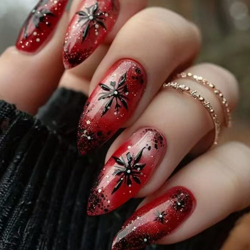 Creative artificial nails with star and glitter effects Bowlift