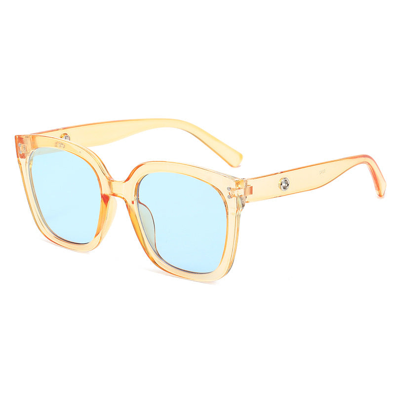 Ladies square sunglasses with elegant frame and UV protection Bowlift