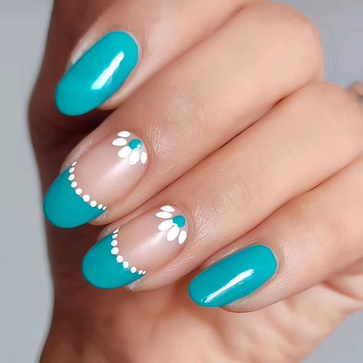 Elegant Floral Accent Nail Art Set Bowlift
