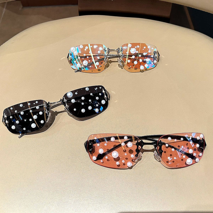 Women Decorative Designer Sunglasses Bowlift