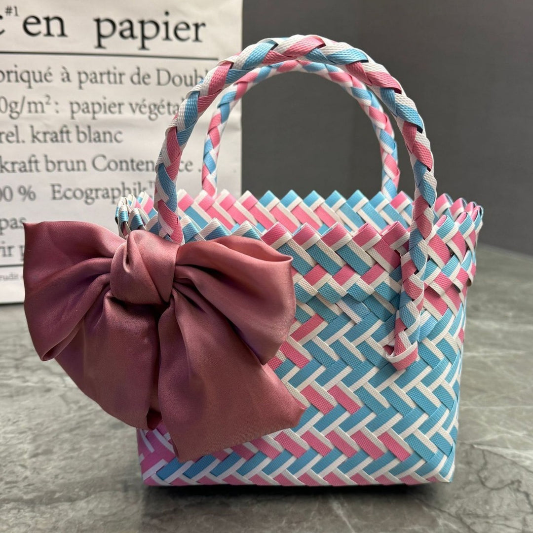 Handcrafted basket bag in stylish design Bowlift