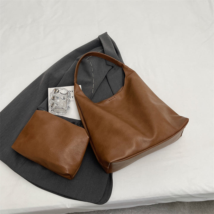 Minimalist Leather Tote Bowlift