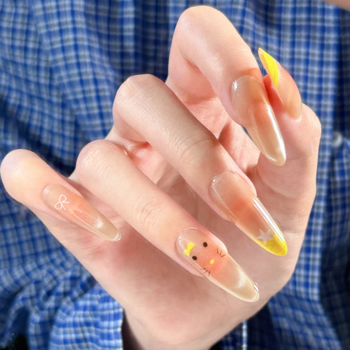 Artificial nails with Playful Design Bowlift