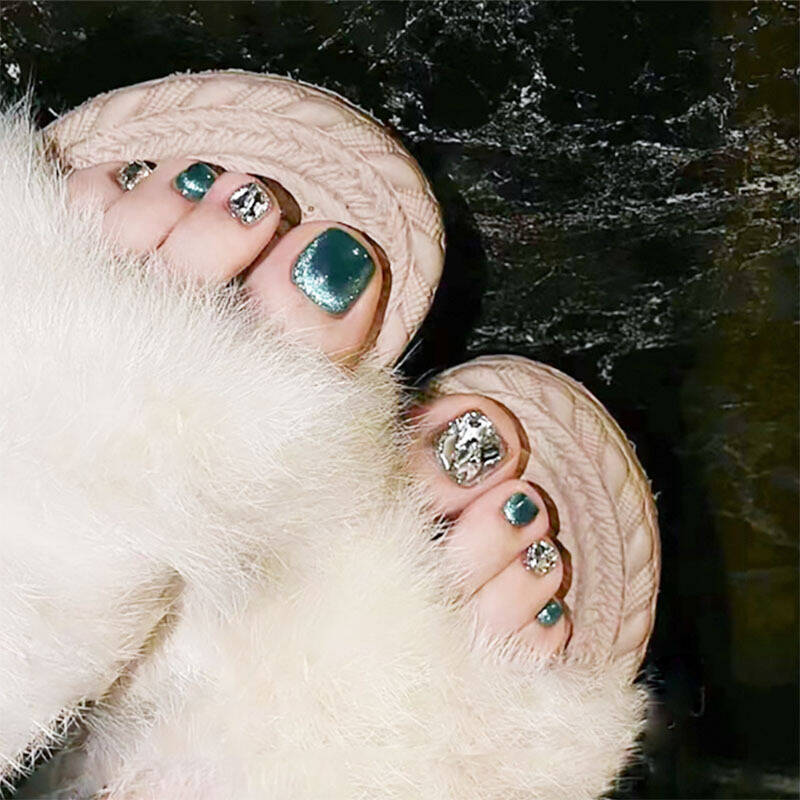 Cozy Fuzzy Slippers Bowlift