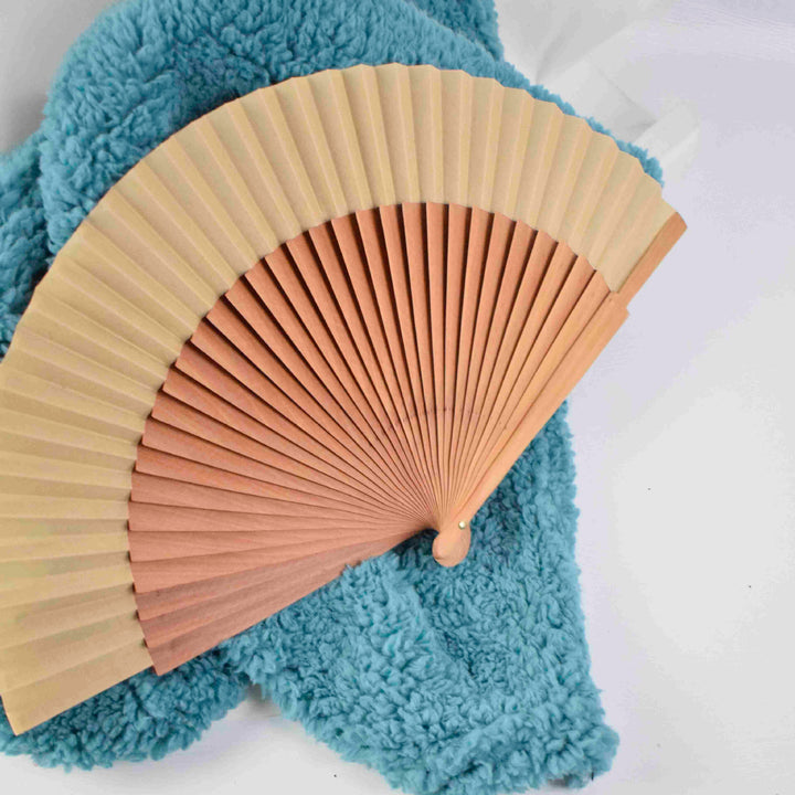 Ladies elegant hand fan made of eco-friendly paper Bowlift