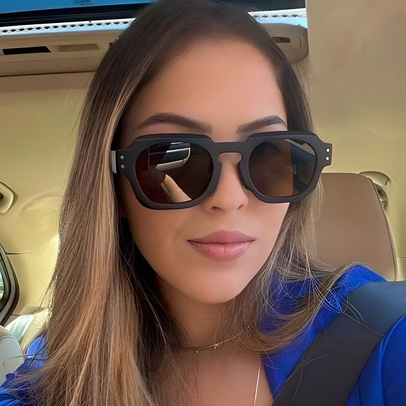 Ladies fashionable sunglasses in eye-catching tortoiseshell design Bowlift