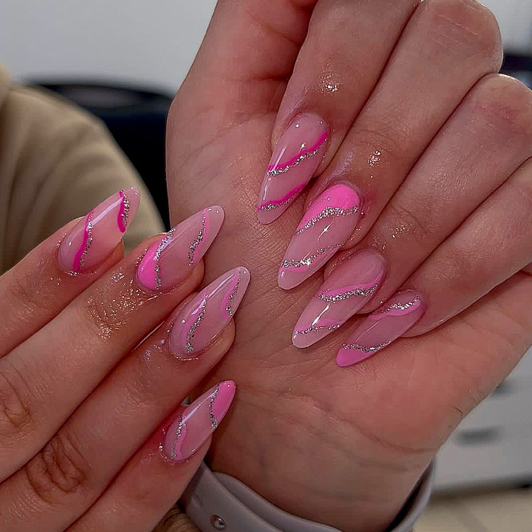 Stylish Glittery Stiletto Nail Art Bowlift