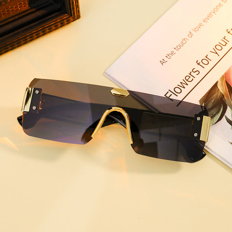Women's geometric statement sunglasses Bowlift