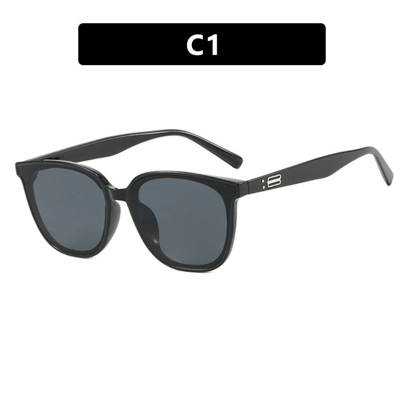 Ladies elegant sunglasses with trendy transparent frame Bowlift