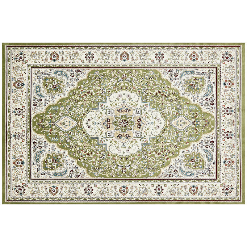 Vintage-inspired Eastern Carpet