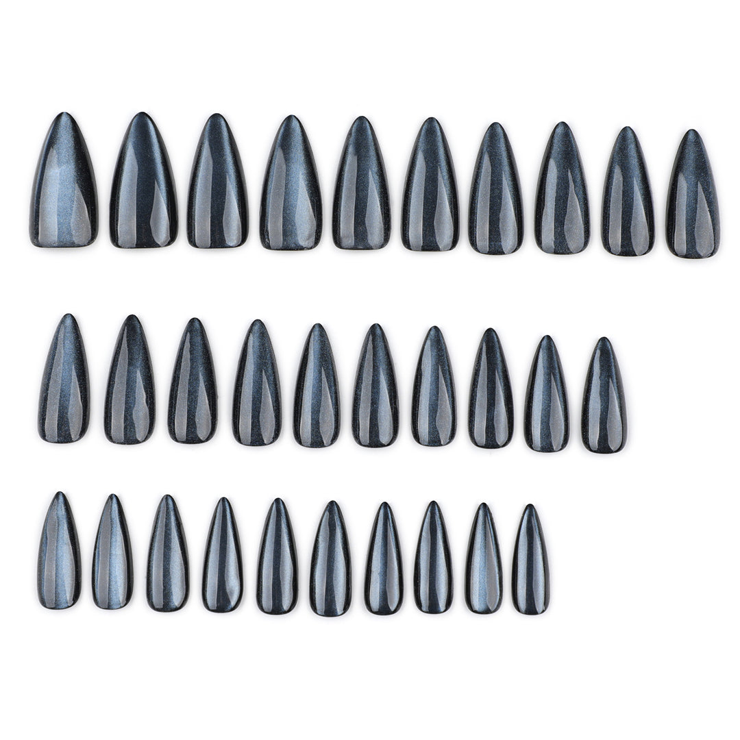 Artificial nail extensions with elegant ombre effects Bowlift