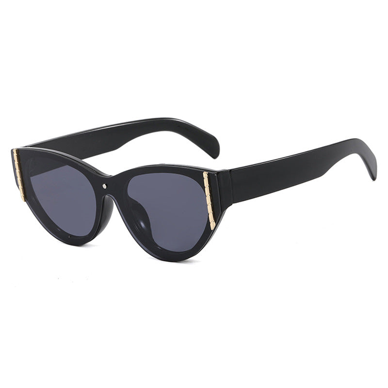 Women's trendy sunglasses with elegant cat-eye design and high-quality frame Bowlift