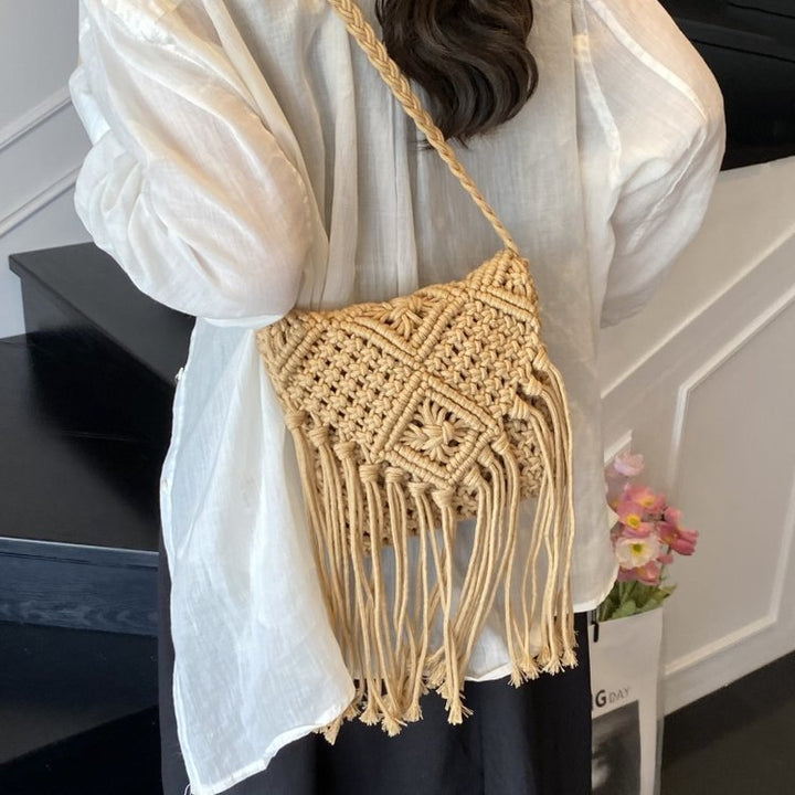Macrame Shoulder Bag with Fringes Bowlift