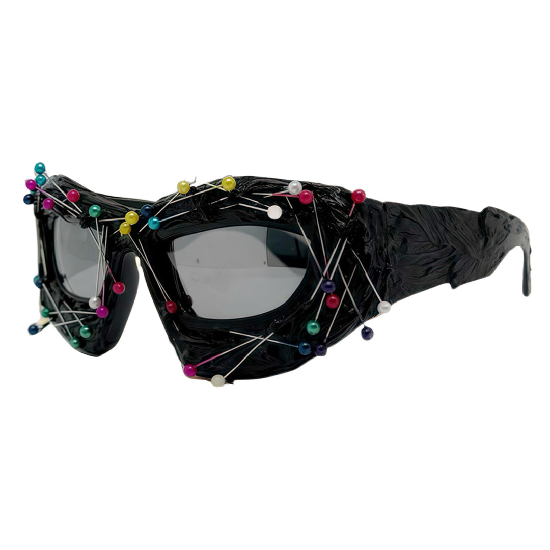 Ladies Creative Design Sunglasses with Innovative Accent Bowlift