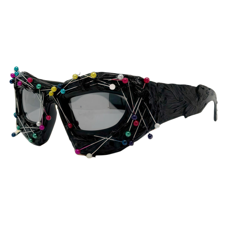 Ladies Creative Design Sunglasses with Innovative Accent Bowlift