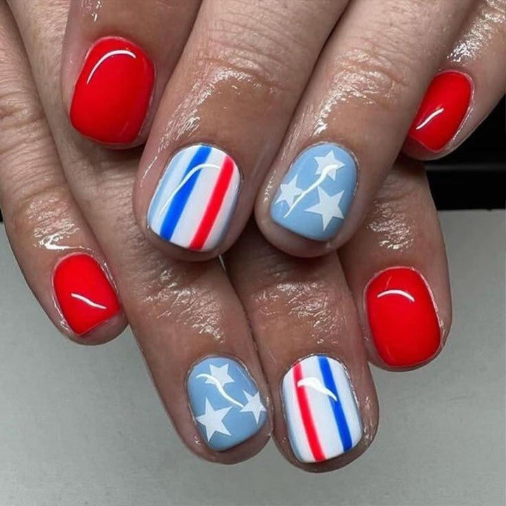 Creative Nail Design Set with Star and Stripe Motifs Bowlift